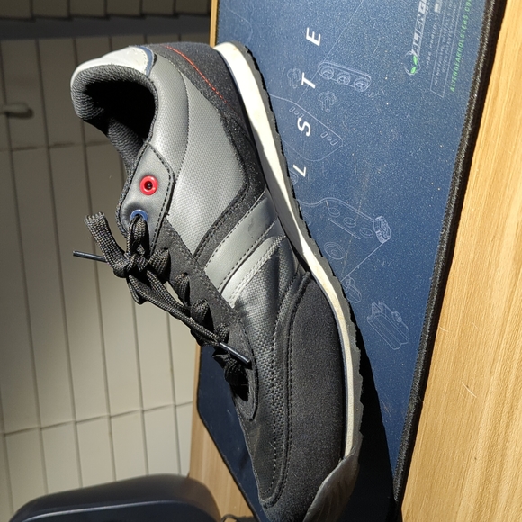 Tommy Hilfiger Men's 10.5 Black and Grey - Picture 5 of 9